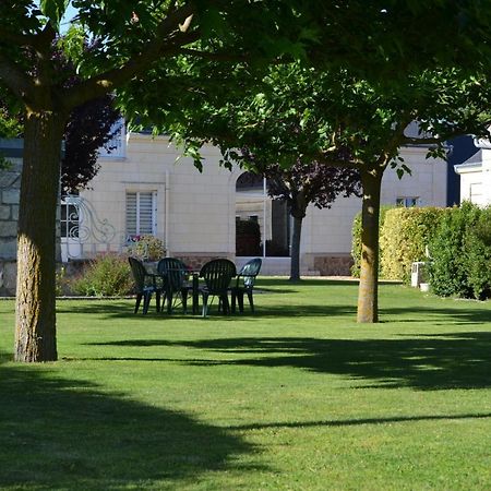 Restigné Les Chambres D Hotes Du Lavoir מראה חיצוני תמונה